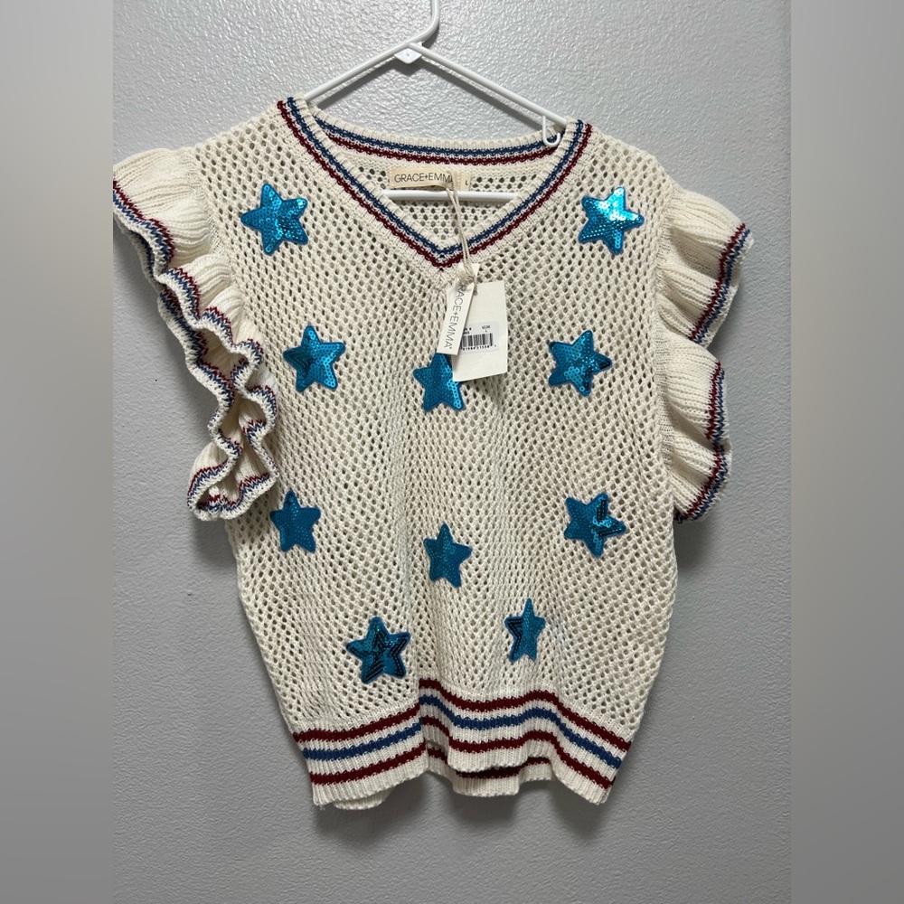 Grace + Emma Cream Knit Star Appliqué sleeveless Sweater size large